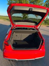 Audi S3 TFSI S tronic quattro Sportback - - rote Audi S3
