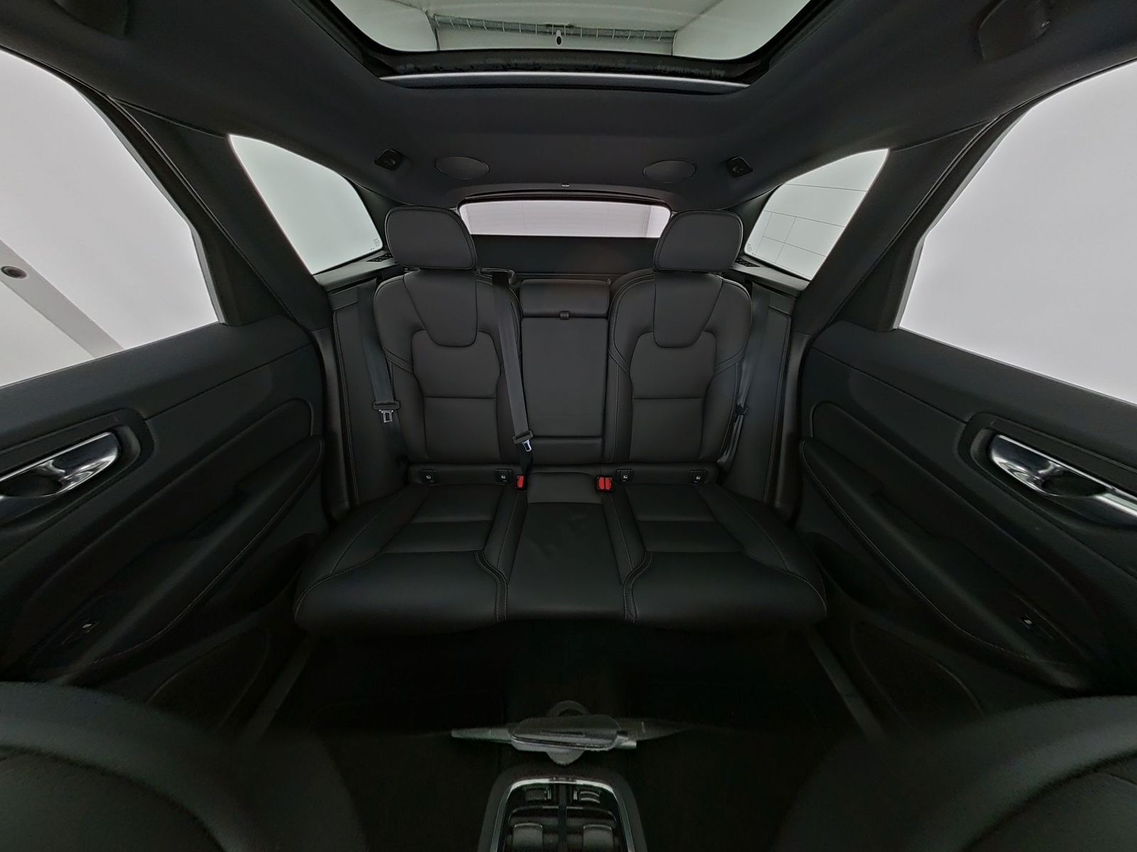 Volvo XC60 R Design 360°|LED|ACC|Kessy|SHZ|Winter-Pake foto 17
