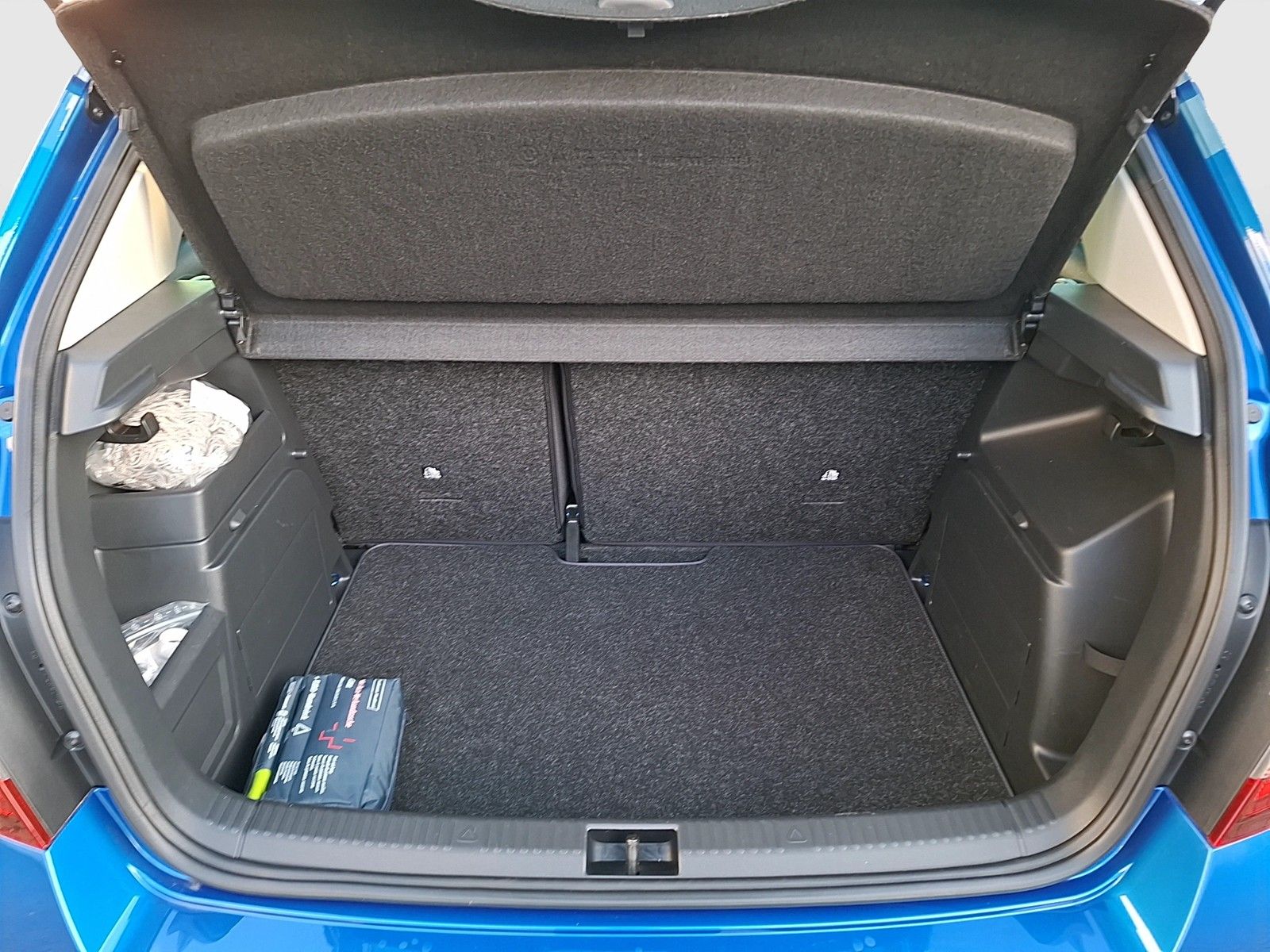 Fahrzeugabbildung SKODA Fabia TSI Best of Clever LED Navi ACC PDC SHZ LM