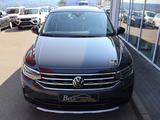 Volkswagen Tiguan Life Urban Sport SHZ Virtual Navi - mit Diesel-Antrieb: Teilleder, Geländewagen