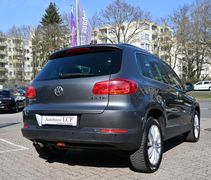 VW Tiguan 2.0 FSI Leder Navi Pano 18Zoll DSG AHK