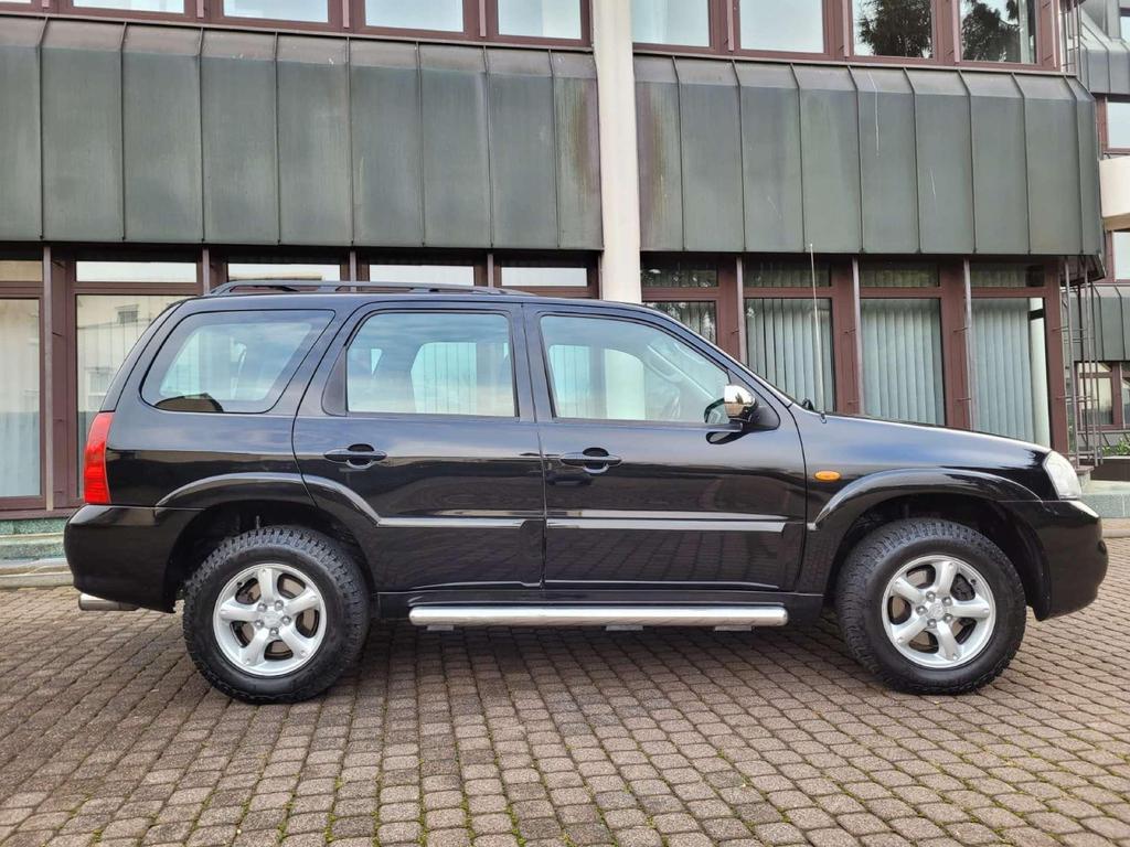 Mazda Tribute