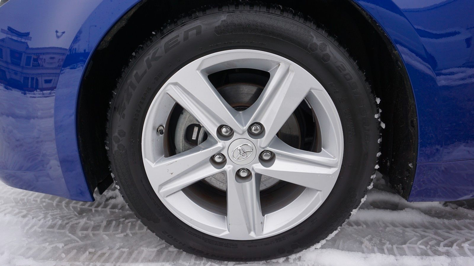 Fahrzeugabbildung Toyota Corolla Hybrid Lounge, Navi, LED, Kamera,Head Up