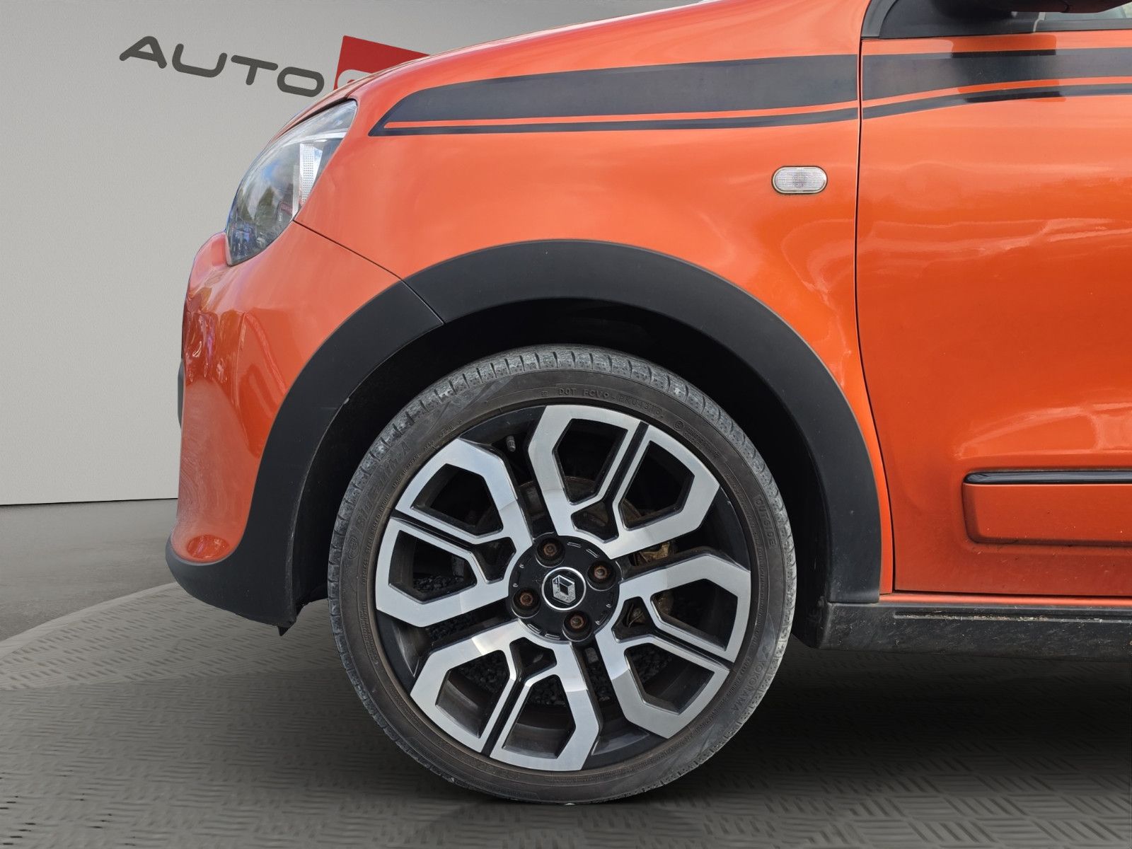 Fahrzeugabbildung Renault Twingo GT Tempomat SHZ PDC TÜV NEU