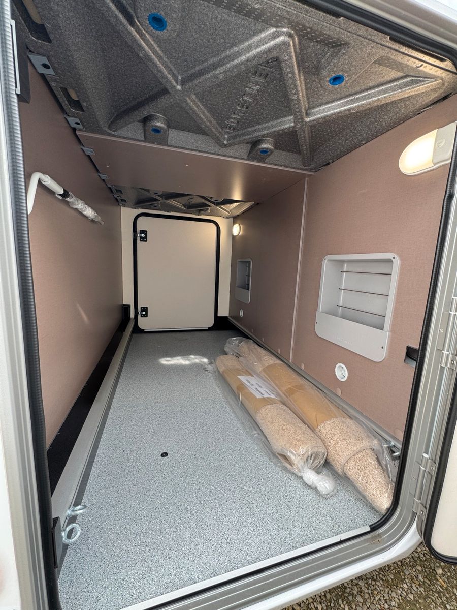 Fahrzeugabbildung Bürstner Lyseo TD 727 G Harmony Line - SIE SPAREN -28%!