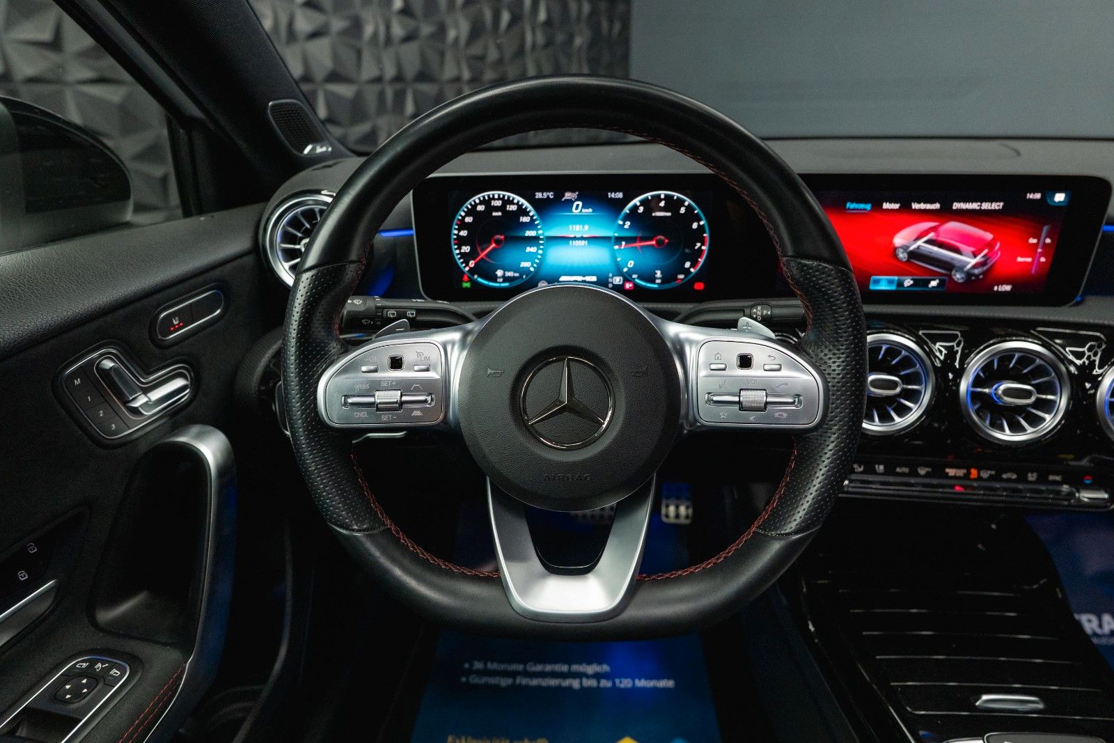 Fahrzeugabbildung Mercedes-Benz A 35 AMG 4Matic Night-Paket *Pano*LED*ACC*DAB*
