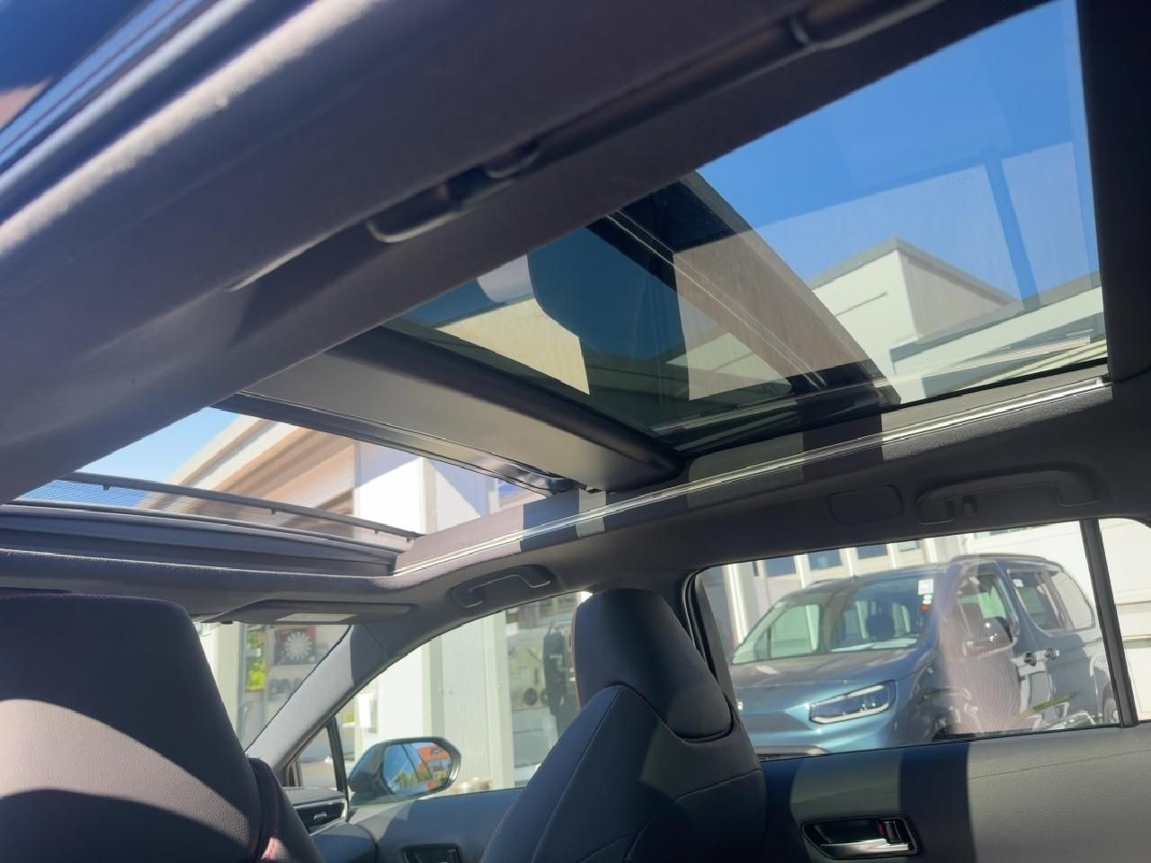 Fahrzeugabbildung Toyota Corolla TS 2,0 Hybrid GR Sport Black Edt.*Pano*