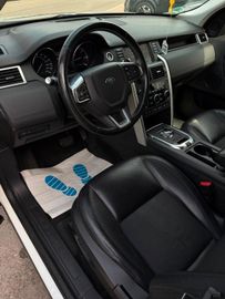 Land-Rover Discovery - 9