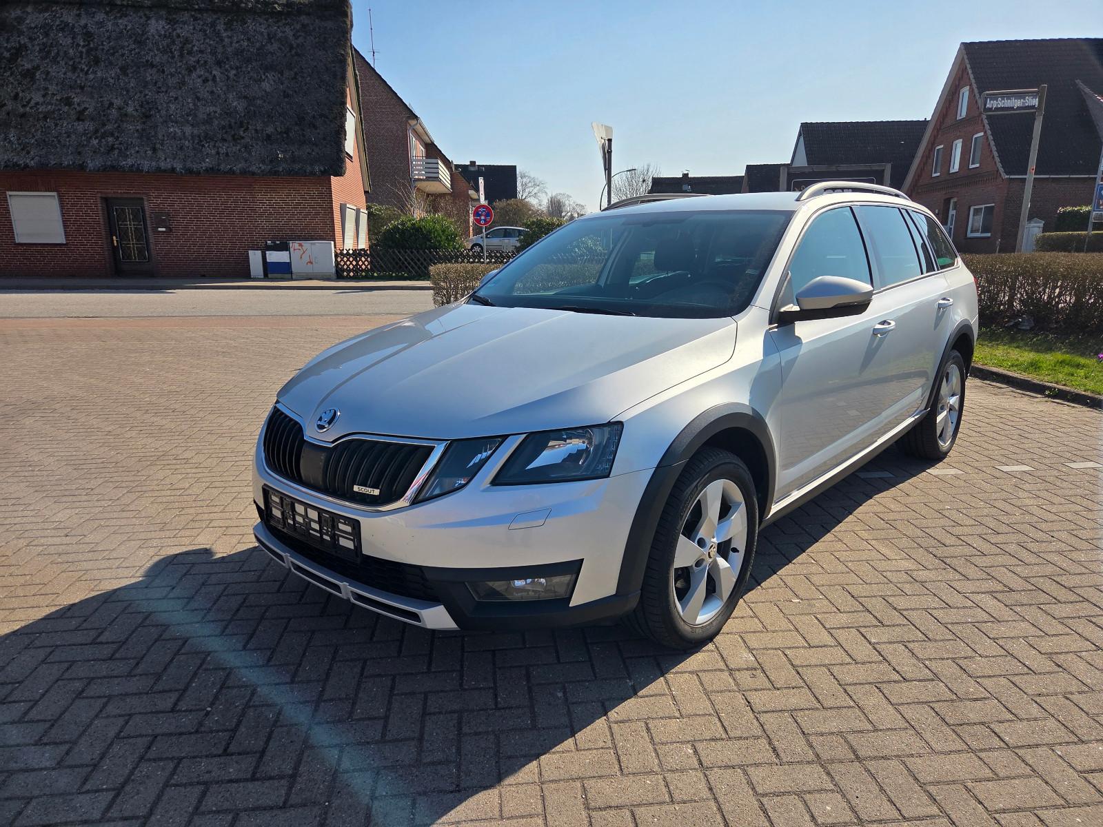 Skoda Octavia Combi Scout 4x4/DSG/NAVI/Euro6/Tüv NEU