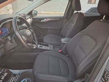 Ford Kuga - 10