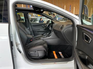 MYAUTOCENTER – Gebraucht- und Jahreswagen mit Werkstattservice in Pfaffenhofen Seat Leon *KEYLES*PANO*ACC*LED*PDCCAM*FR*ALCANTARA*