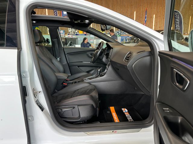 MYAUTOCENTER – Gebraucht- und Jahreswagen mit Werkstattservice in Pfaffenhofen Seat Leon *KEYLES*PANO*ACC*LED*PDCCAM*FR*ALCANTARA*