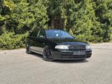 Audi S4 2.7 quattro Avant - - Audi S4 aus 2001: Kombi