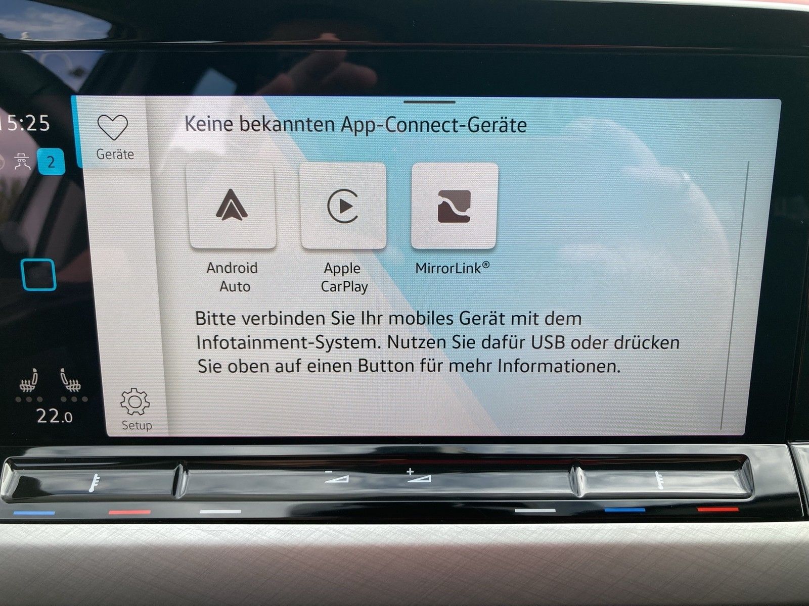 Fahrzeugabbildung Volkswagen Golf VIII Variant TSI Life LED Navi AID ACC PDC