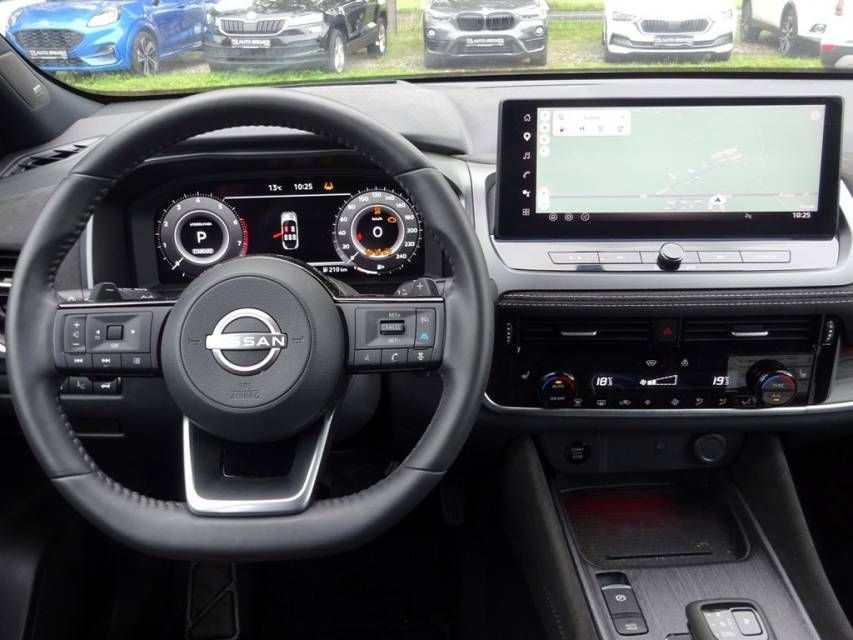 Fahrzeugabbildung Nissan Qashqai 1.3 DIG-T MHEV Automatik Tekna