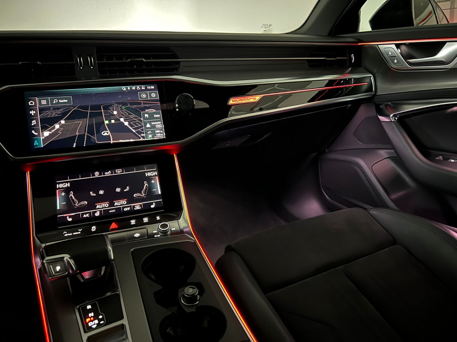 Fahrzeugabbildung Audi A6 Avant 50 TDI Quattro S-LINE SPORT/PANO/AHK/AC