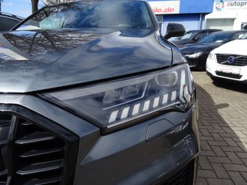 Audi Q7 - 4