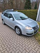 Volkswagen VW Jetta 1.4 TSI Standheizung DSG Alufelge... - gebrauchte VW Jetta aus dem Jahr 2009