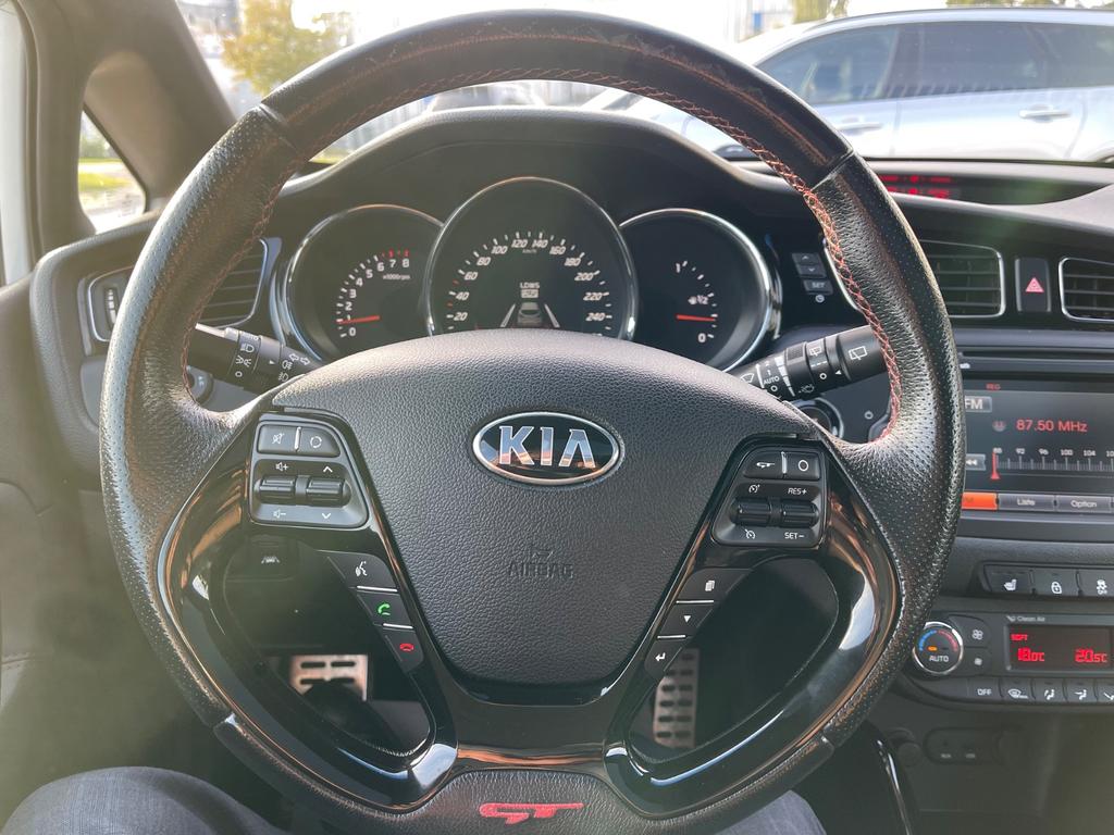 Kia ProCeed
