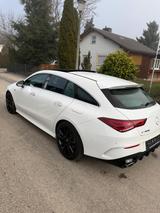Mercedes-Benz CLA 35 AMG Shooting Brake Mercedes-AMG CLA 3... - weiße Mercedes-Benz CLA 35 AMG Shooting Brake