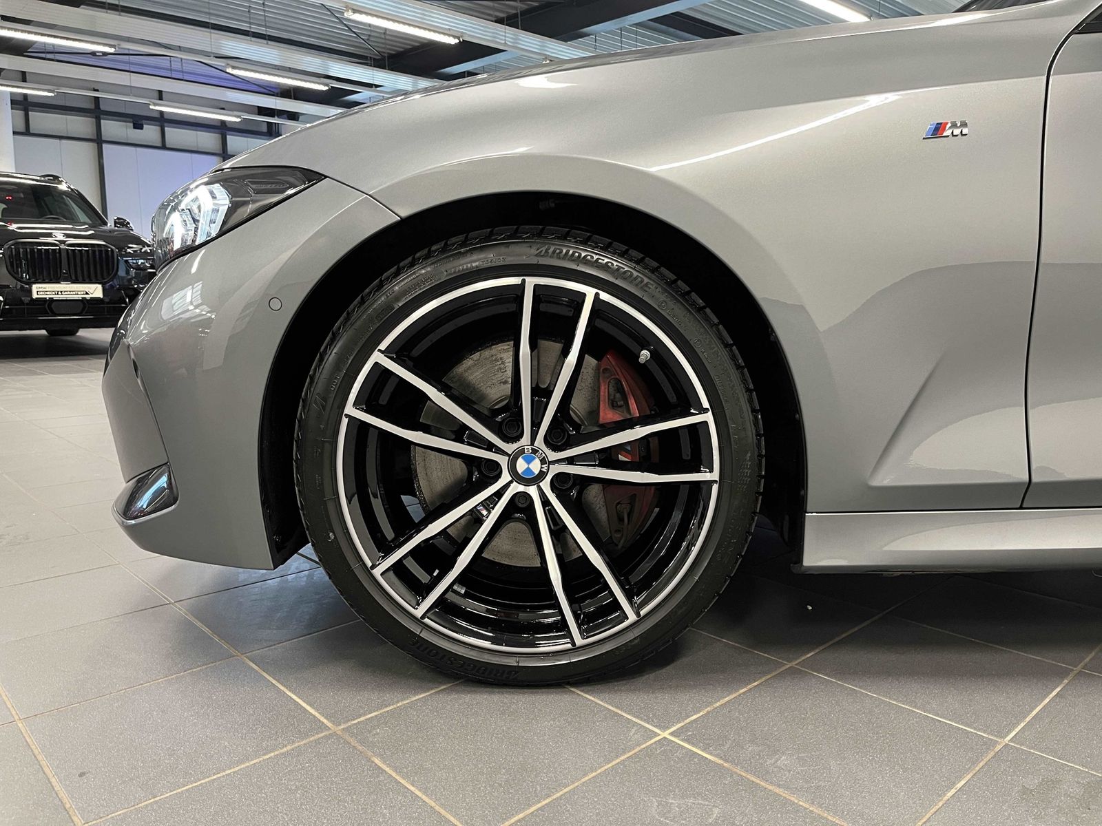 BMW 330 - Bild 6