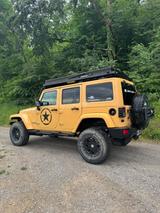 Jeep Wrangler Unlimited Sahara 2.8 CRD Autom. Sahara - Jeep Wrangler aus 2013: Unlimited