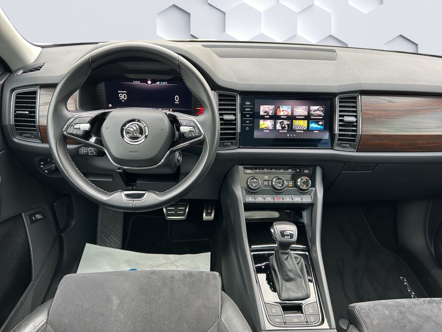 Kodiaq Scout 4x4 2.0TDI AHZV PanoDach ACC 360°Ka