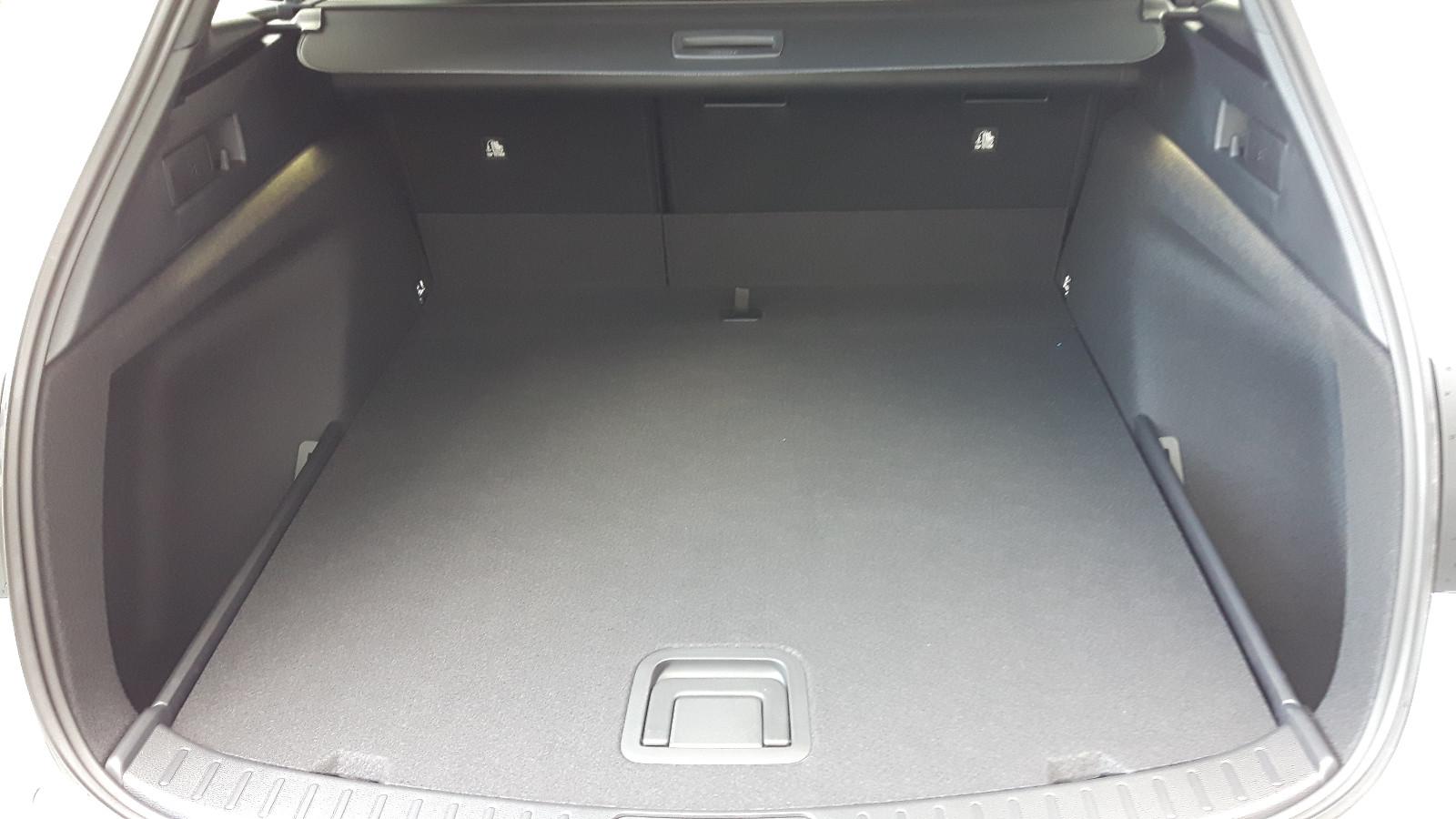Suzuki Swace 1.8 Hybrid CVT Comfort+
