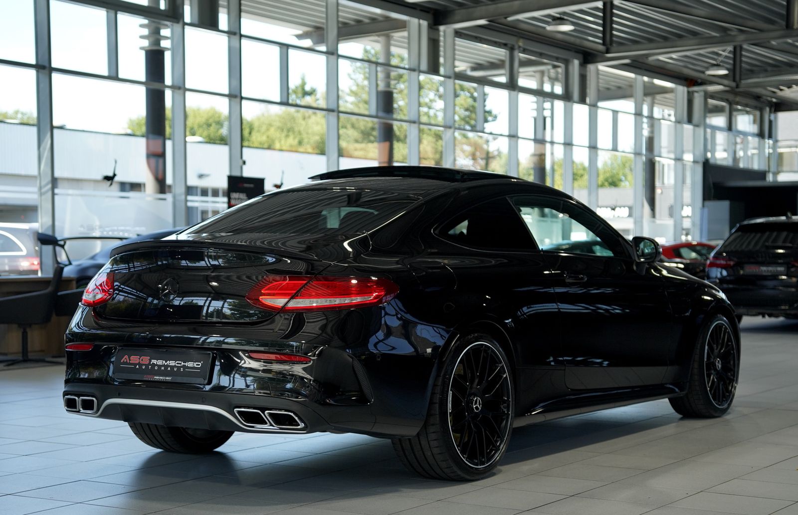 Mercedes Benz C 63 Amg