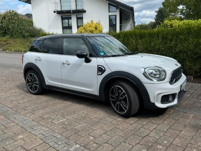 MINI Countryman S (Cooper) Cooper S  JCW Trim