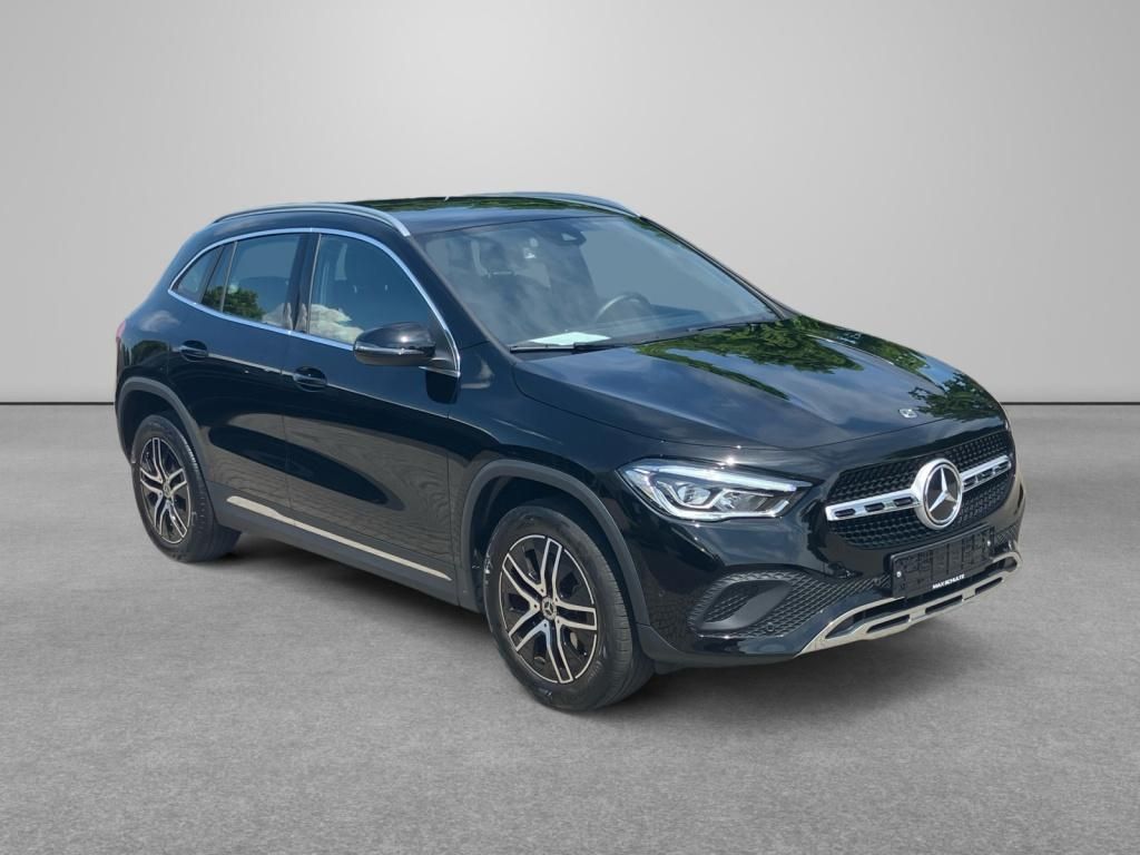 Fahrzeugabbildung Mercedes-Benz GLA 200 Kamera*LED-High Performance Scheinwerfer