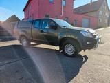 Isuzu D-Max Allrad  LKW ZULASSUNG/STANDHEITZUNG - Isuzu D-Max mit Anhängerkupplung