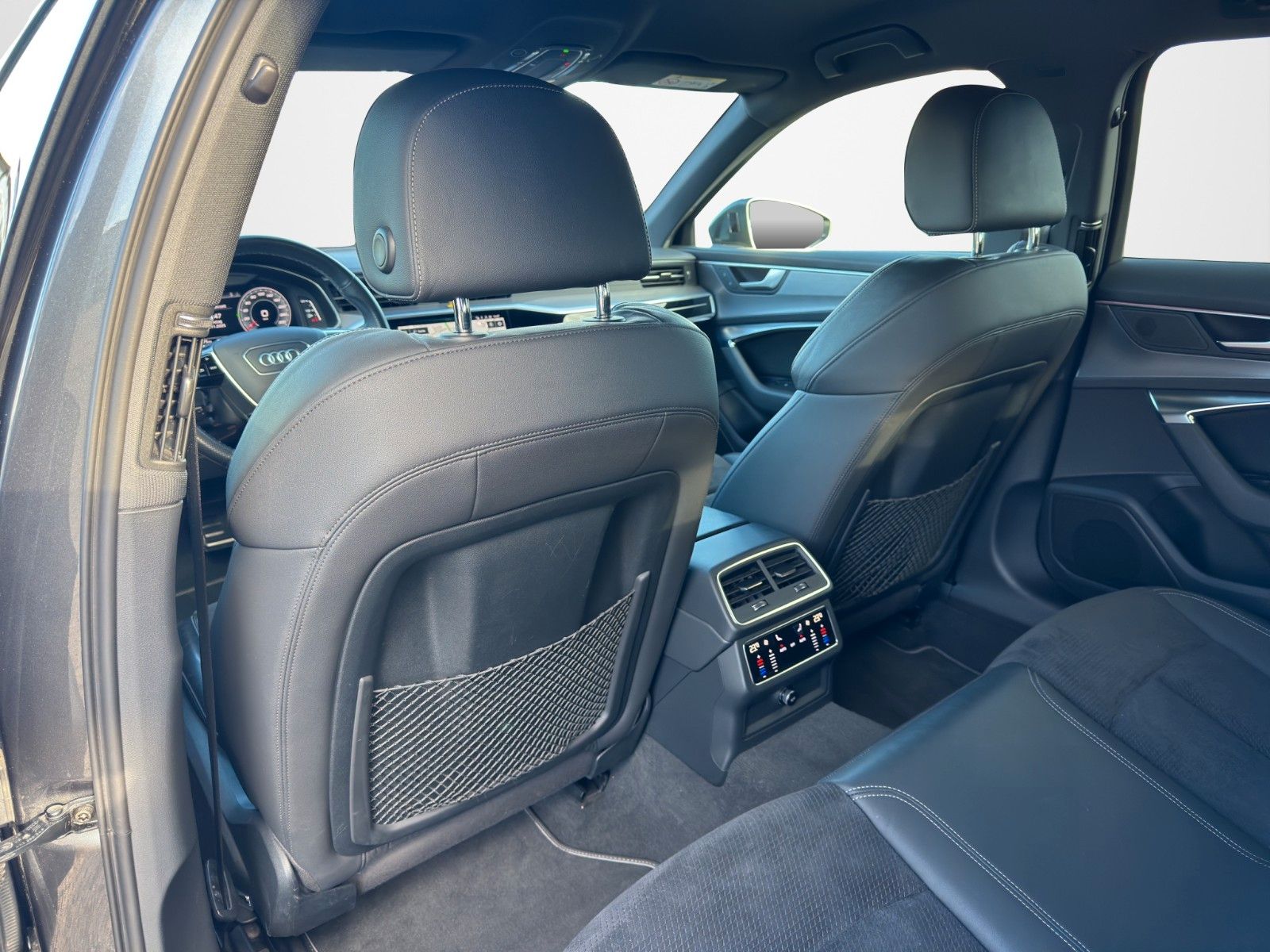 Fahrzeugabbildung Audi S6 AVANT MATRIX LED AHK KAM 20" MEMORY