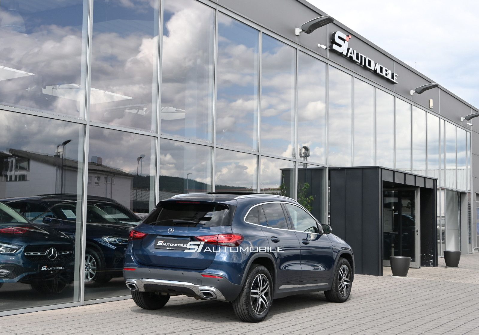 Fahrzeugabbildung Mercedes-Benz GLA 200 d 4MAT. Progressive °AHK°PANORAMA°