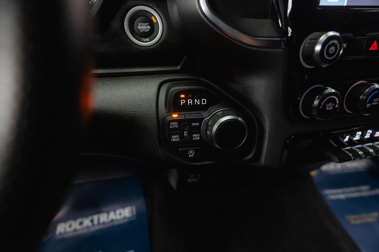 Fahrzeugabbildung Dodge RAM 3.6 V6 MY 25 Offroad Night-Paket ACC LED 19%