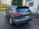 Volkswagen Touareg 3.0 V6 Nav,LED,ACC,Pano,Luft,Dynaudio - VW Touareg Gebrauchtwagen in Frankfurt