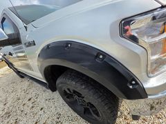 FORD F 150 Lariat 2.7 V6 Benzin FX 4x4 offroad FORD F 150 Lariat 2.7 V6 Benzin FX 4x4 offroad