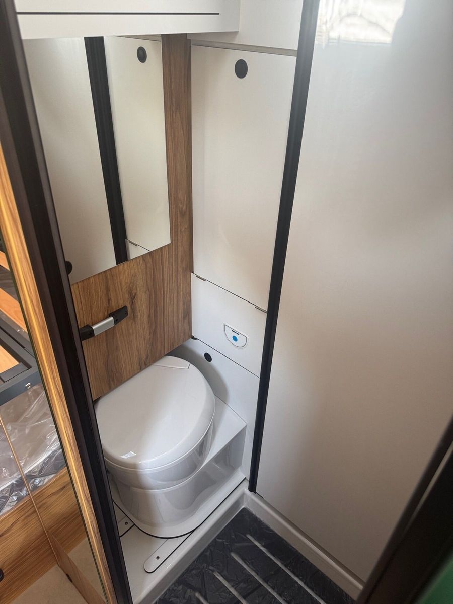 Fahrzeugabbildung Karmann Dexter DE 580 140 PS, Automatik, Alu-Felgen