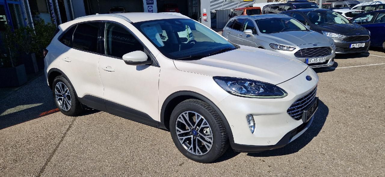 Ford Kuga Plug-In Hybrid Titanium X imagem 2