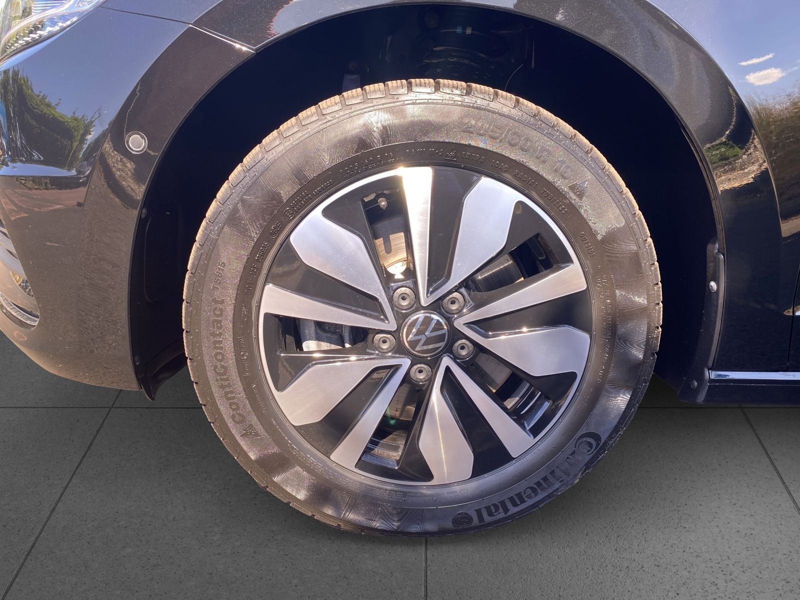 Volkswagen Touran - Bild 8
