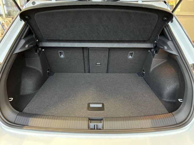T-Roc R-Line 1.0 TSI LED Navi ACC Allwetter