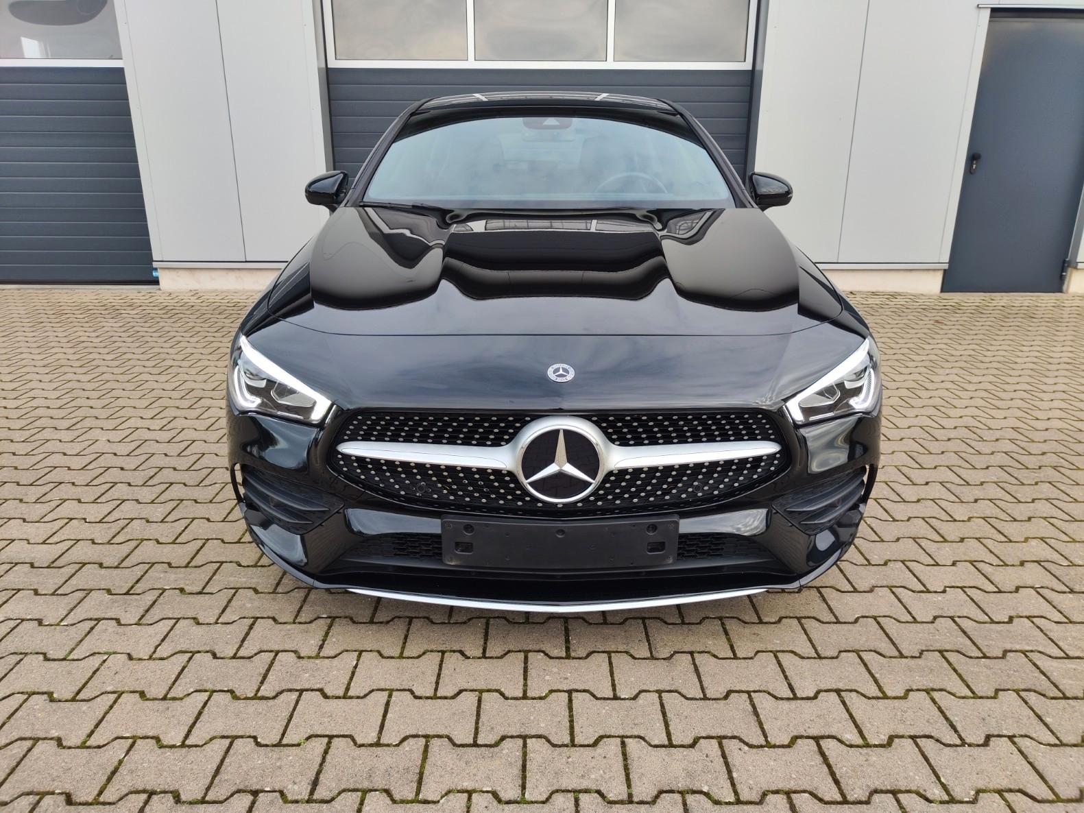 Mercedes-Benz CLA 200 Shooting Brake AMG Automatik 19"