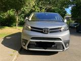 Toyota Proace Verso L2 9 Sitze Automatik 2.0 - Toyota Verso: 2.0