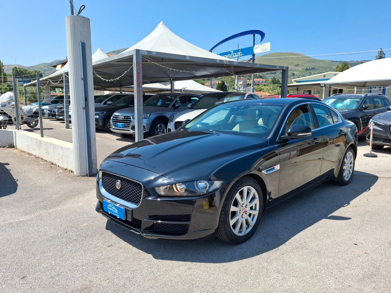 JAGUAR XE