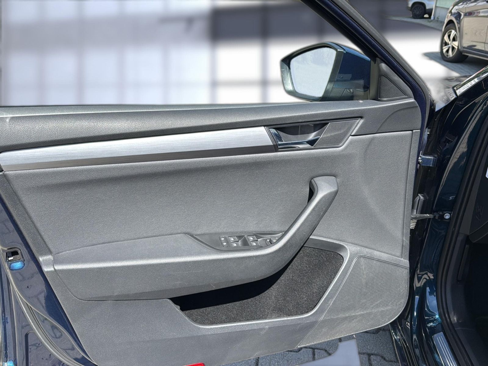 Fahrzeugabbildung SKODA Superb Combi Style 4x4