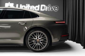 Porsche Panamera - 9