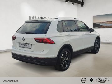 Volkswagen Tiguan - 5