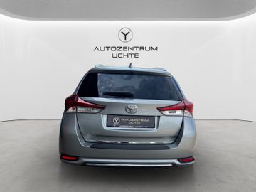 Toyota Auris - 5