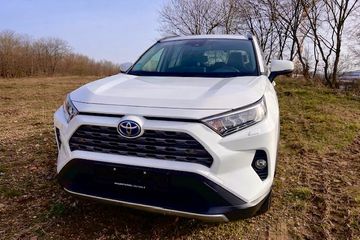 Toyota RAV 4 - 2