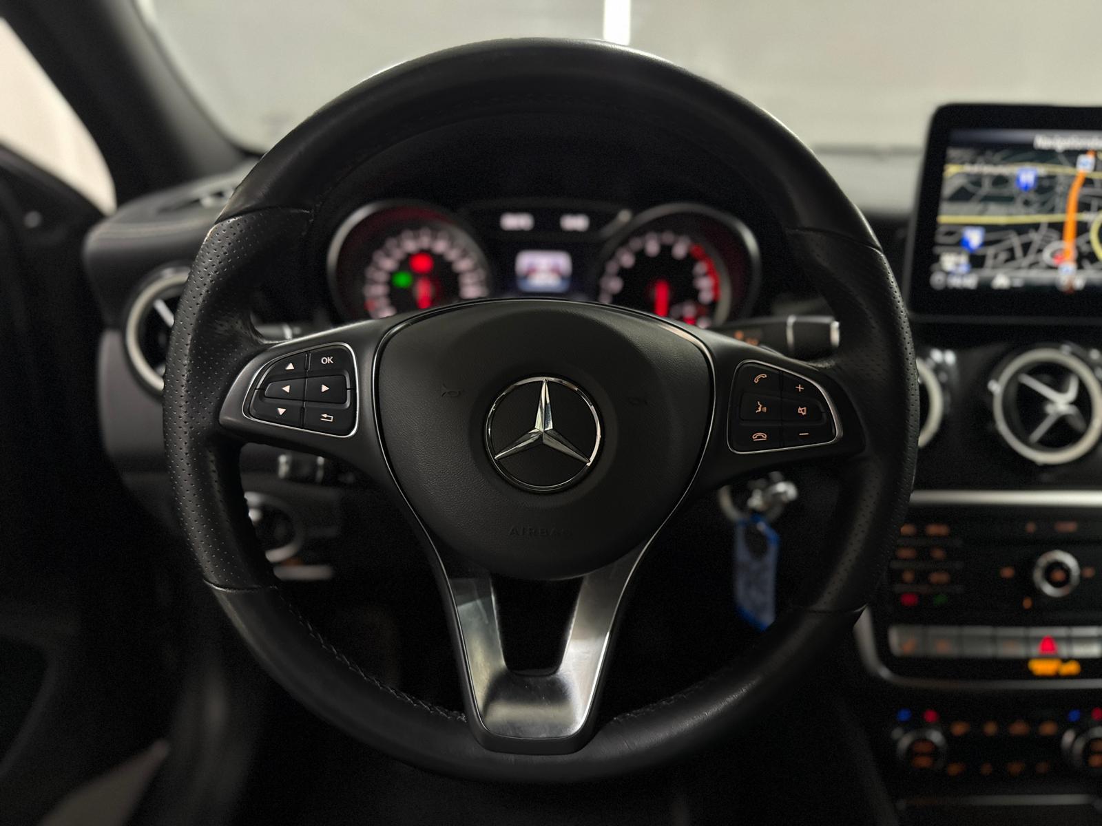 Mercedes-Benz GLA 250 4M AMG-LIN *KAM*DAB*18-ZOLL*LED*SHZ*